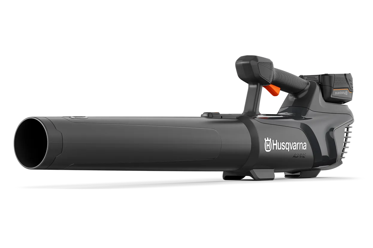 Husqvarna Aspire™ B8X-P4A s akumulátorem a nabíječkou